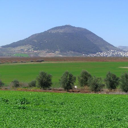 Noach Batavor Villa Kefar Kish Kültér fotó