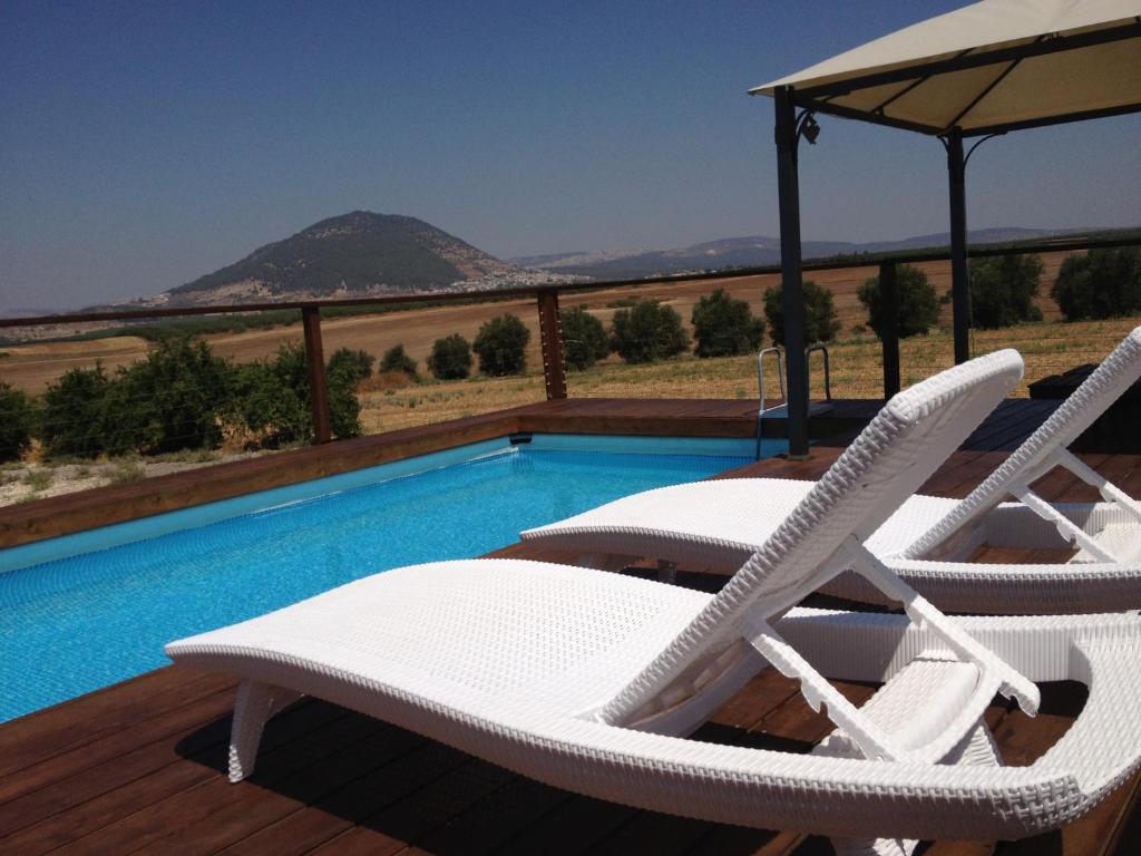 Noach Batavor Villa Kefar Kish Kültér fotó